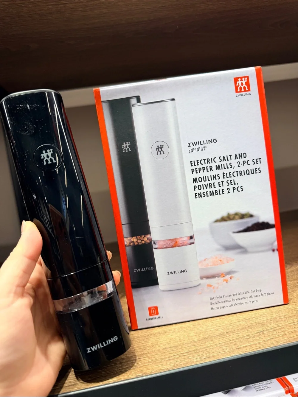 NWT! NEW! ZWILLING Enfinigy Electric Pepper and Salt Grinder Mill 2 Pc Set